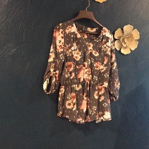💜 5 for $30 closet clean out Blouse